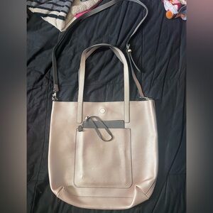 Elegant Women's Tote Bag - Metallic Pink